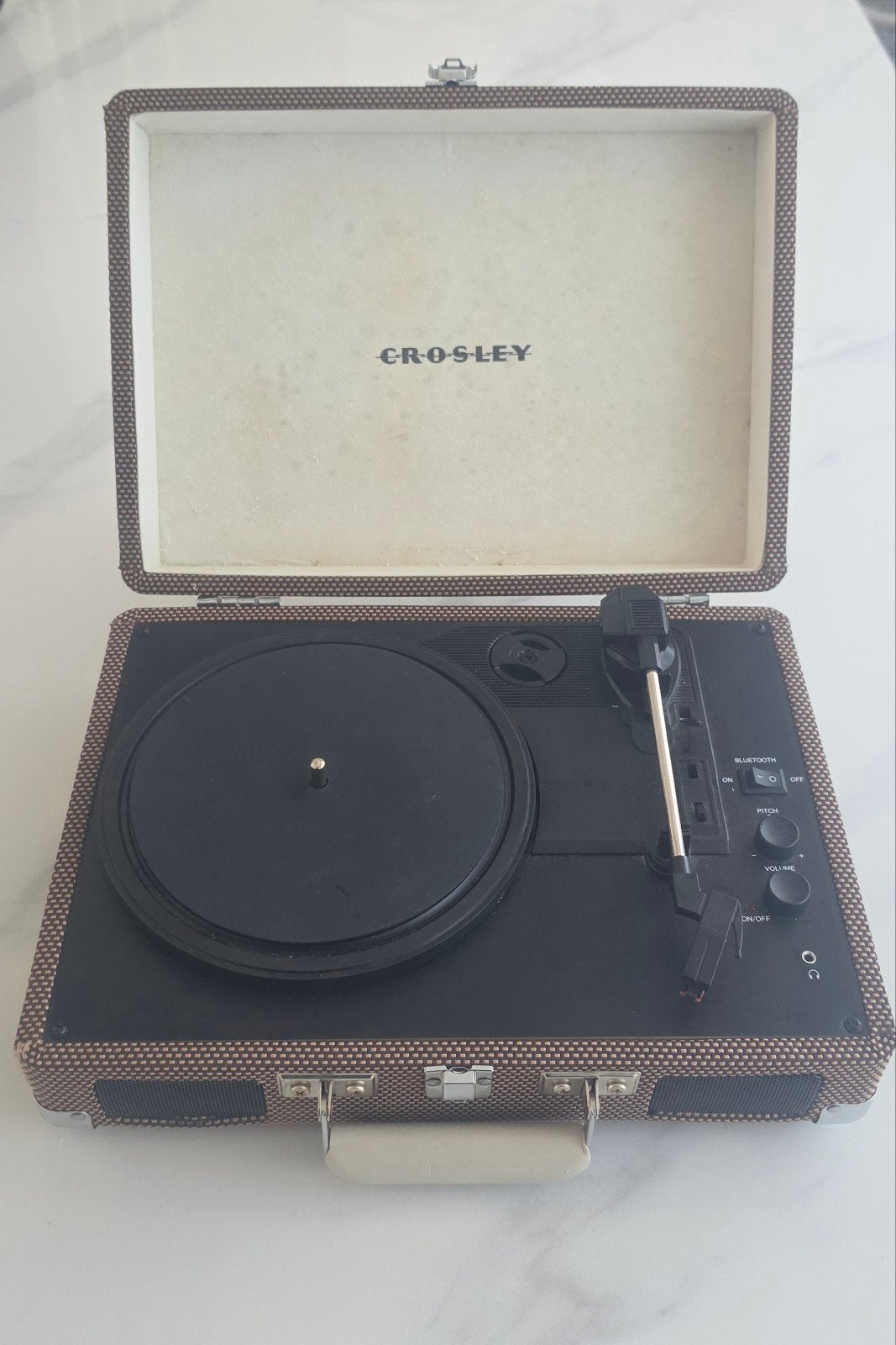 Crosley platenspeler, Ophalen, Platenspeler