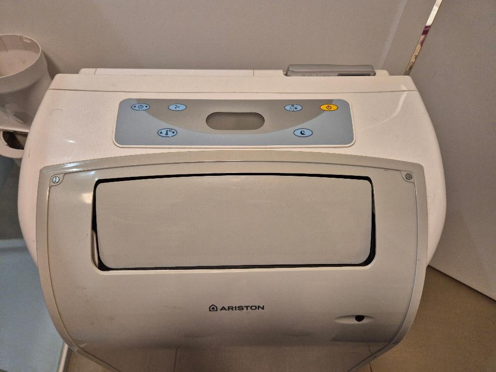 Airco Mobiel Ariston Mod A-MP12-CBX ... l'été arrive 🔆 🥵, Elektronische apparatuur, Airco's, Ophalen, Gebruikt, Timer, Minder dan 60 m³