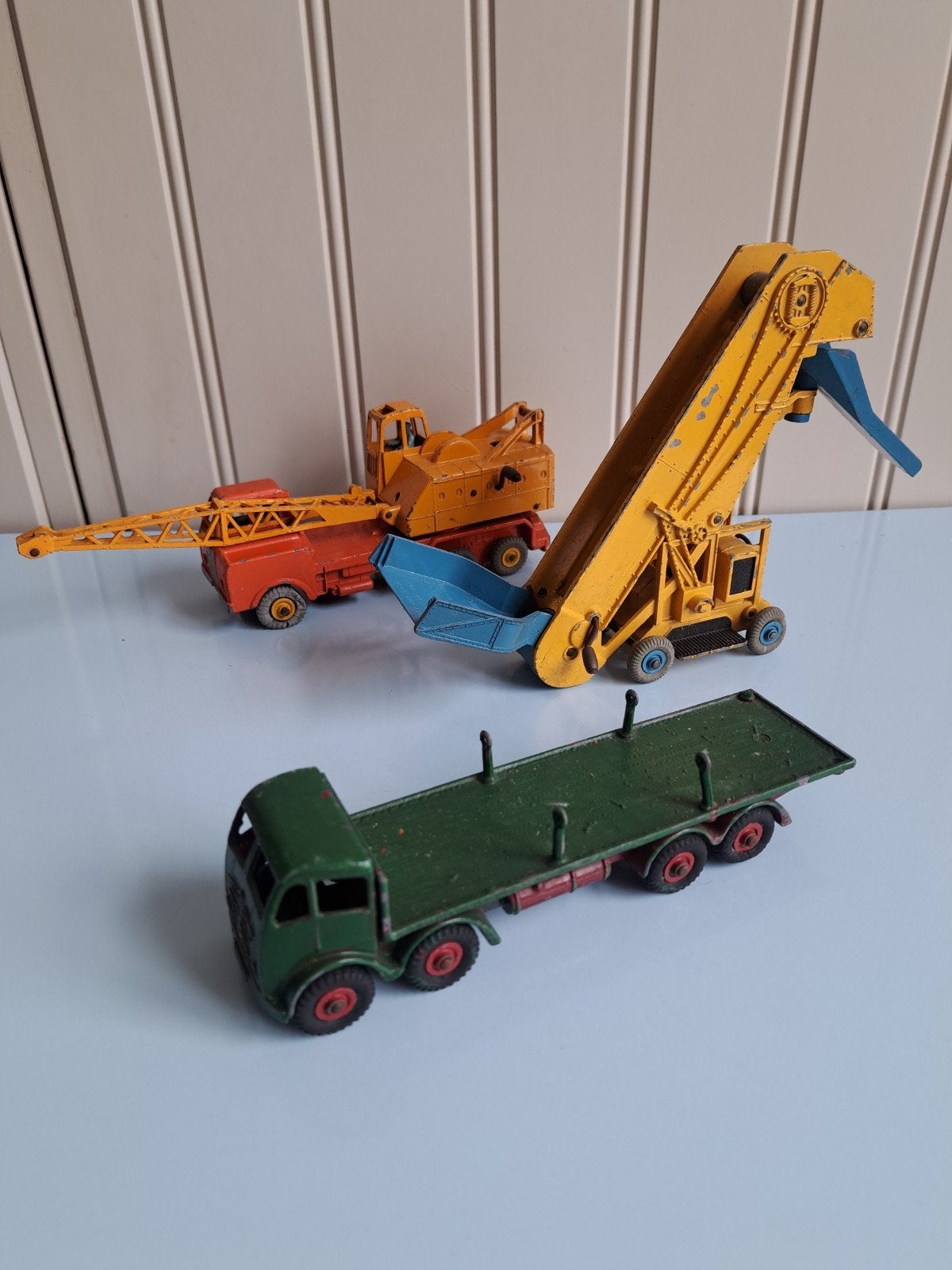 3 super jouets Dinky, Envoi, Utilisé