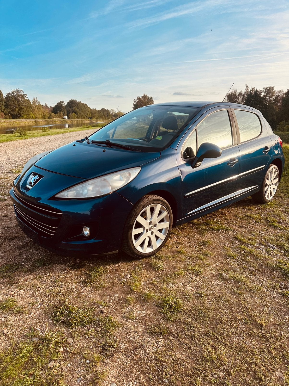 Peugeot 207 benzine, Achat, Carnet d'entretien, Air conditionné, Particulier