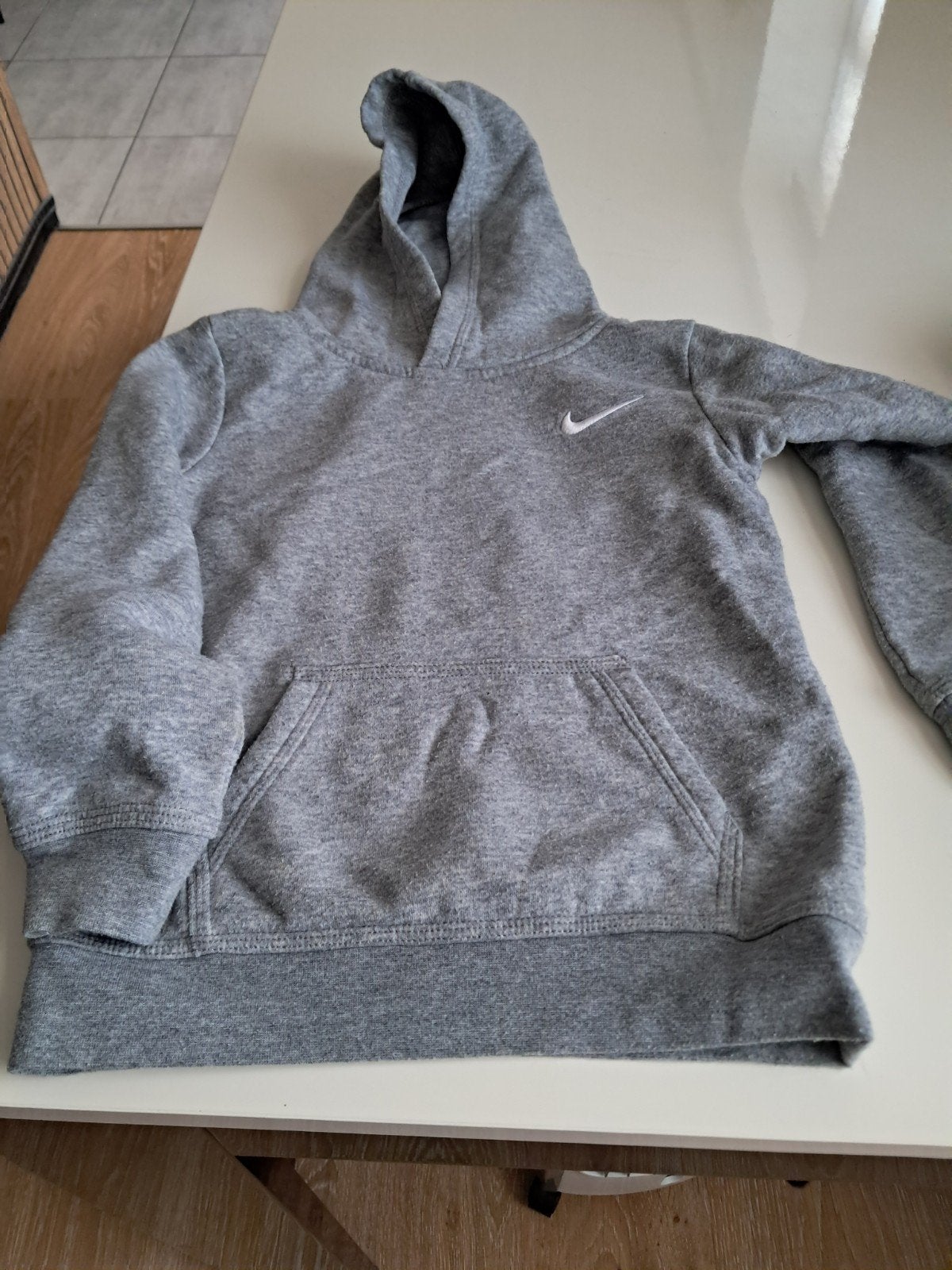 A vendre sweat taille 116/122, Enfants & Bébés, Garçon ou Fille, Pull ou Veste, Enlèvement, Utilisé
