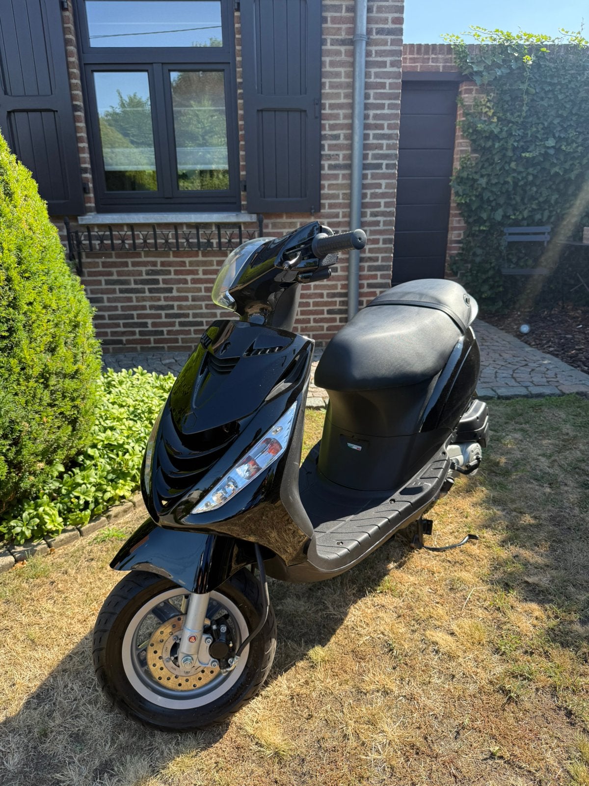 Piaggio Zip 4 temps Classe B | Seulement 895 km, Zip, Comme neuf, Enlèvement, Essence