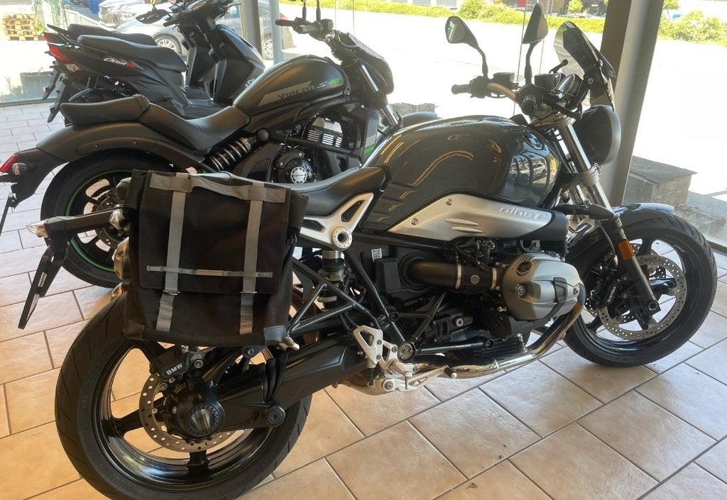 BMW Nine T Pure 13.529 km 10.950 € Garantie 1 an, Plus de 35 kW, 2 cylindres, 1200 cm³, Naked bike
