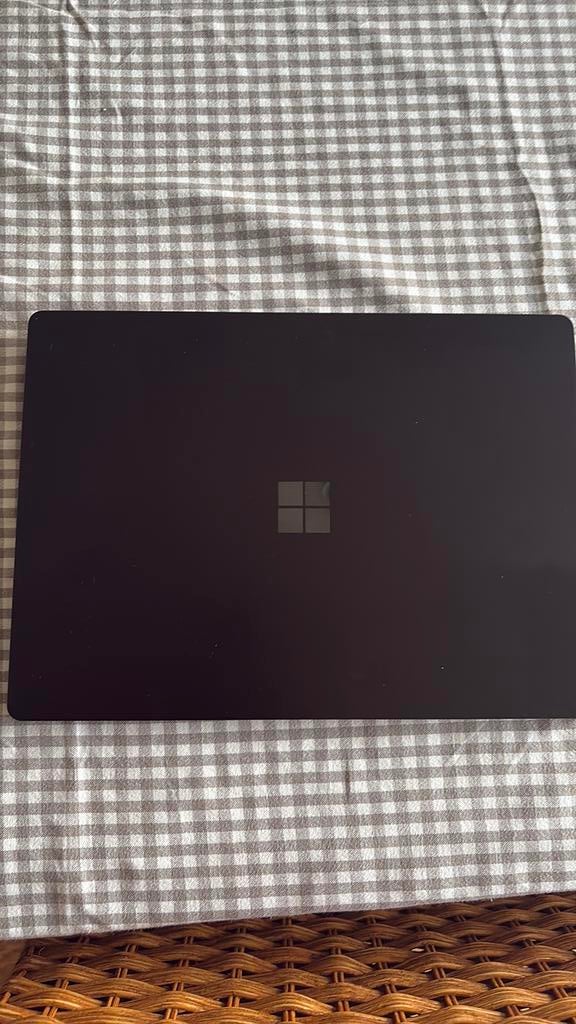 Microsoft Surface Laptop 2, 13 pouces, Avec écran tactile, Comme neuf, Enlèvement