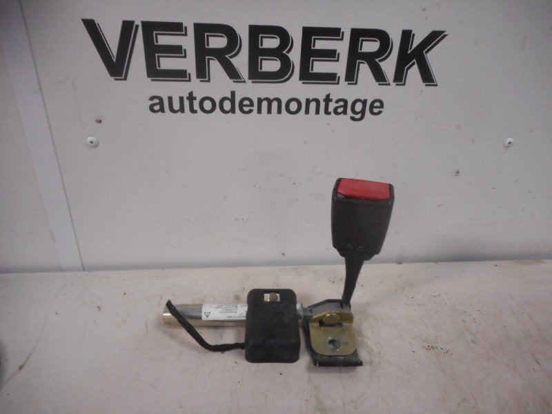 GORDELSLOT LINKS ACHTER Mercedes-Benz C (W203) (2038500789), Gebruikt, Mercedes-Benz, Dialog.mb@mercedes-benz.com, Mercedes-Benz AG