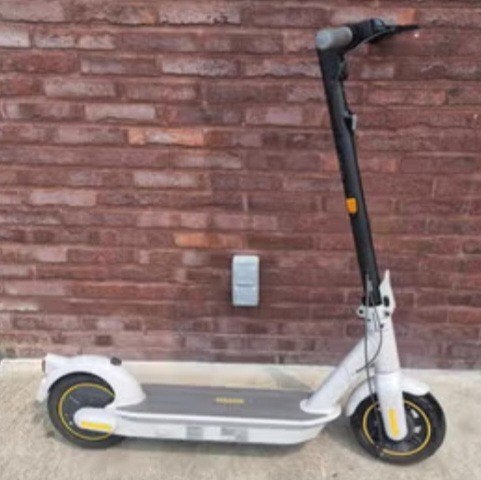 trottinette ninebot g30max 270euro propre, Enlèvement ou Envoi