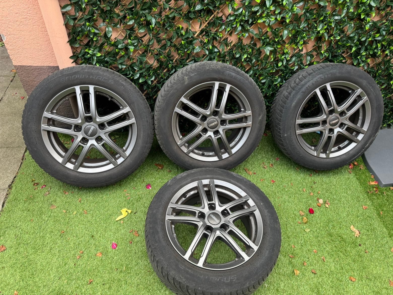 Jantes Denzet grises 16 ‘´ avec pneus, Autos : Pièces & Accessoires, Enlèvement, Pneus hiver, Pneu(s)