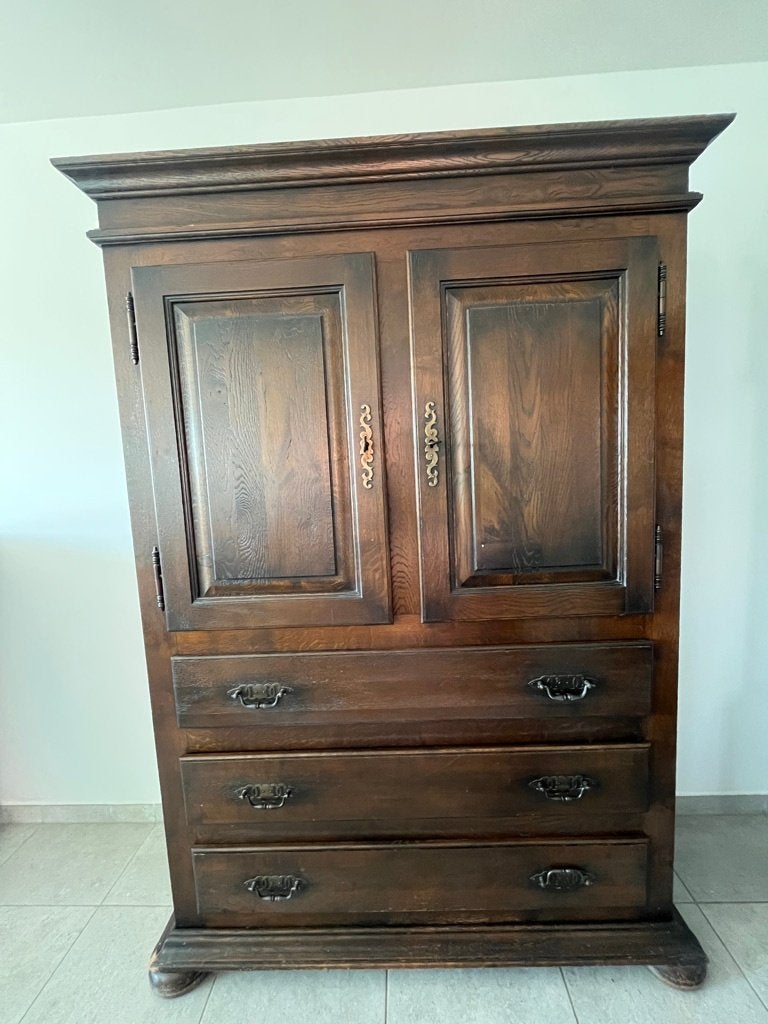 donkerbruine eiken kast, Antiek en Kunst, Ophalen