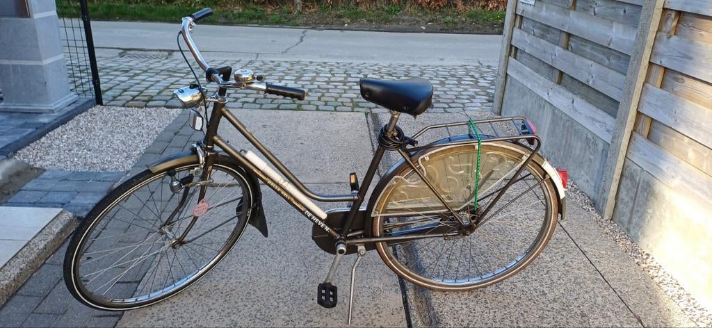 Damesfiets in zeer goede staat!, Ophalen, Zo goed als nieuw, Terugtraprem