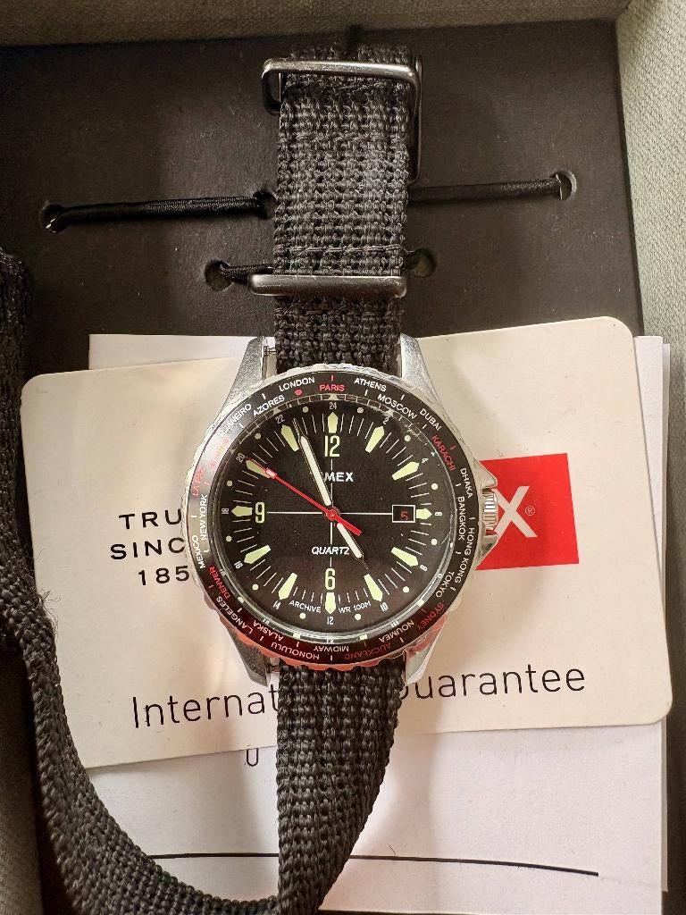 Timex Navi World Time 38mm with Fabric Strap Watch, Enlèvement ou Envoi, Utilisé, Montre-bracelet, Autres marques
