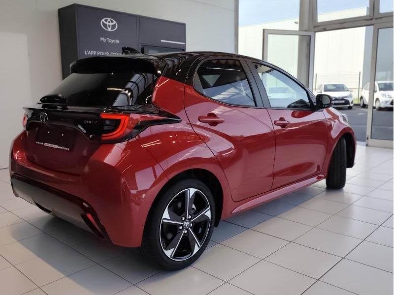Toyota Yaris Style, Achat, Euro 6, https://public.car-pass.be/vhr/ff30b847-2fa0-41a5-8612-d35e0a734f07, 5 portes