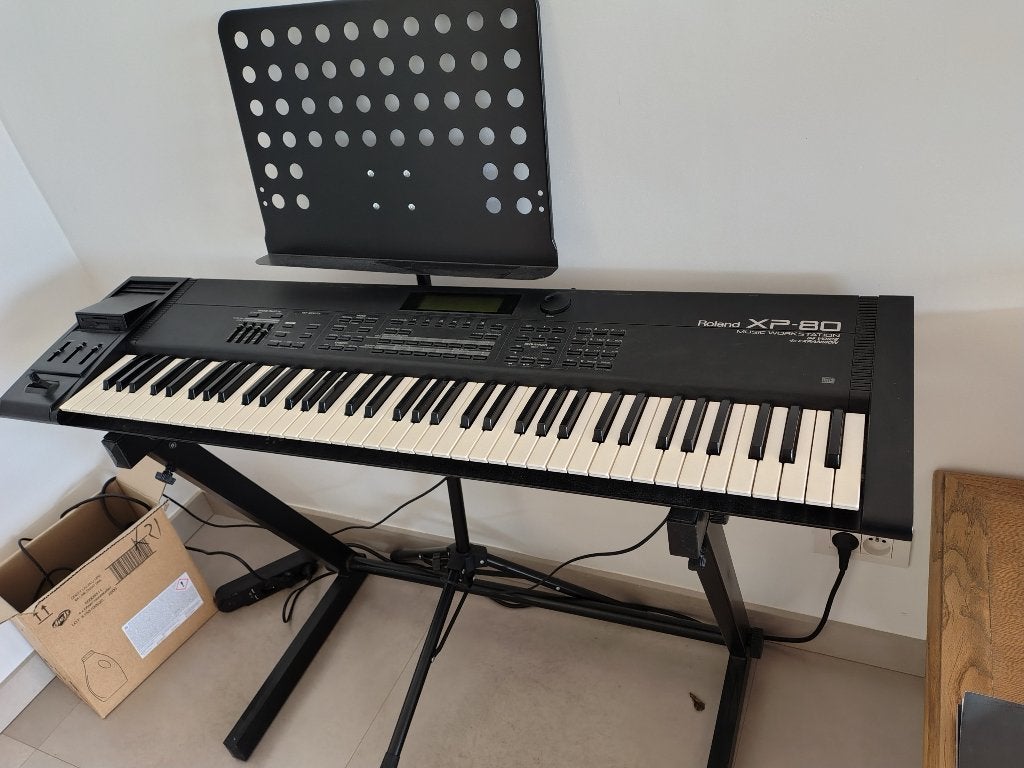 Roland Synthesizer + EMU orchestmodule, Enlèvement, Utilisé