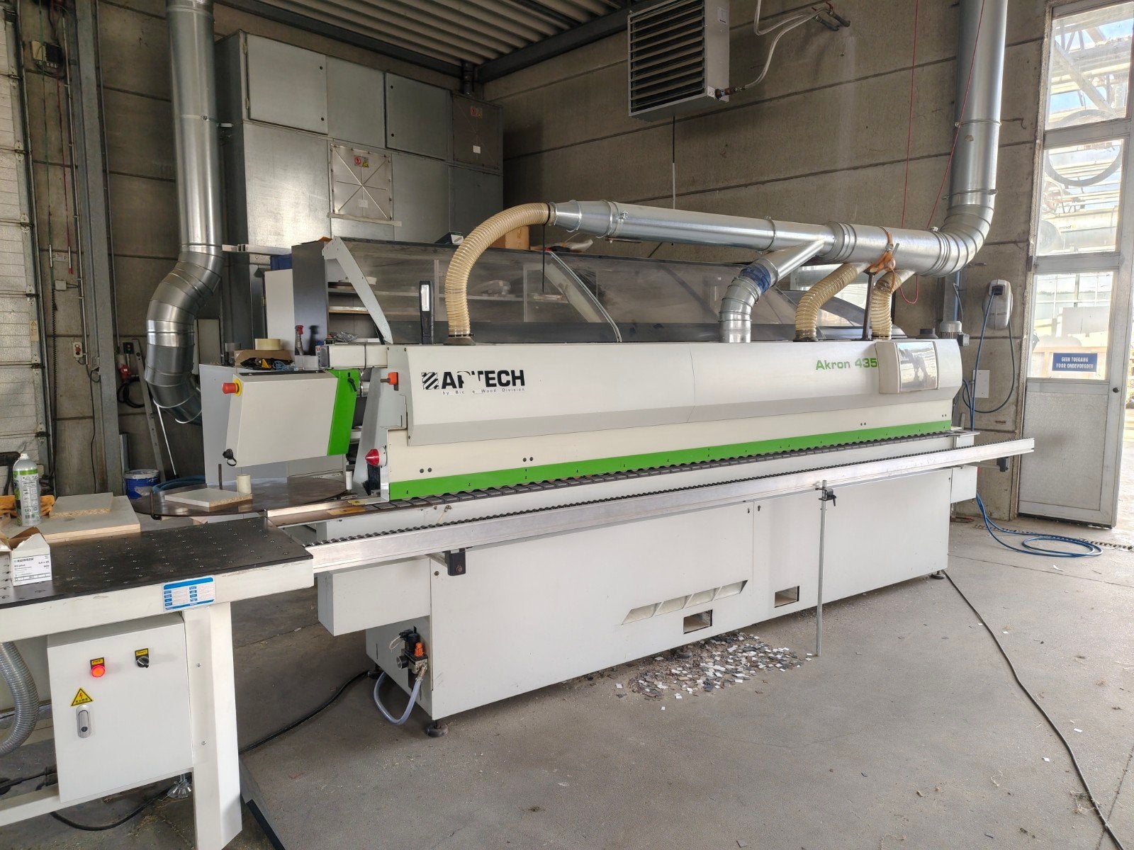 ** Biesse Akron 435XD - kantenlijmer **, Ophalen
