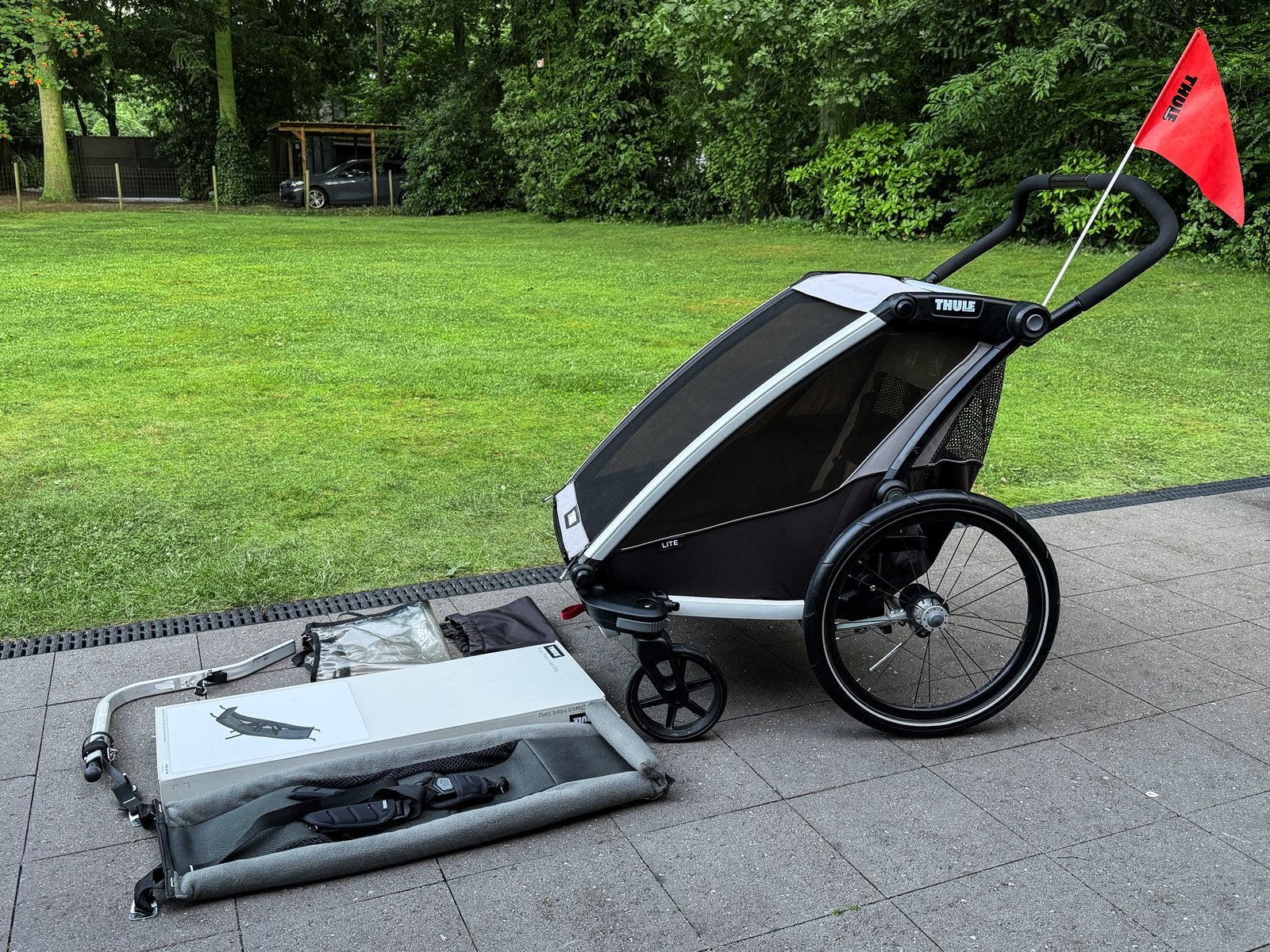 Thule Chariot Lite 2 fietskar + accessoires, Vélos & Vélomoteurs, Accessoires vélo | Remorques, Comme neuf, Remorque pour enfant