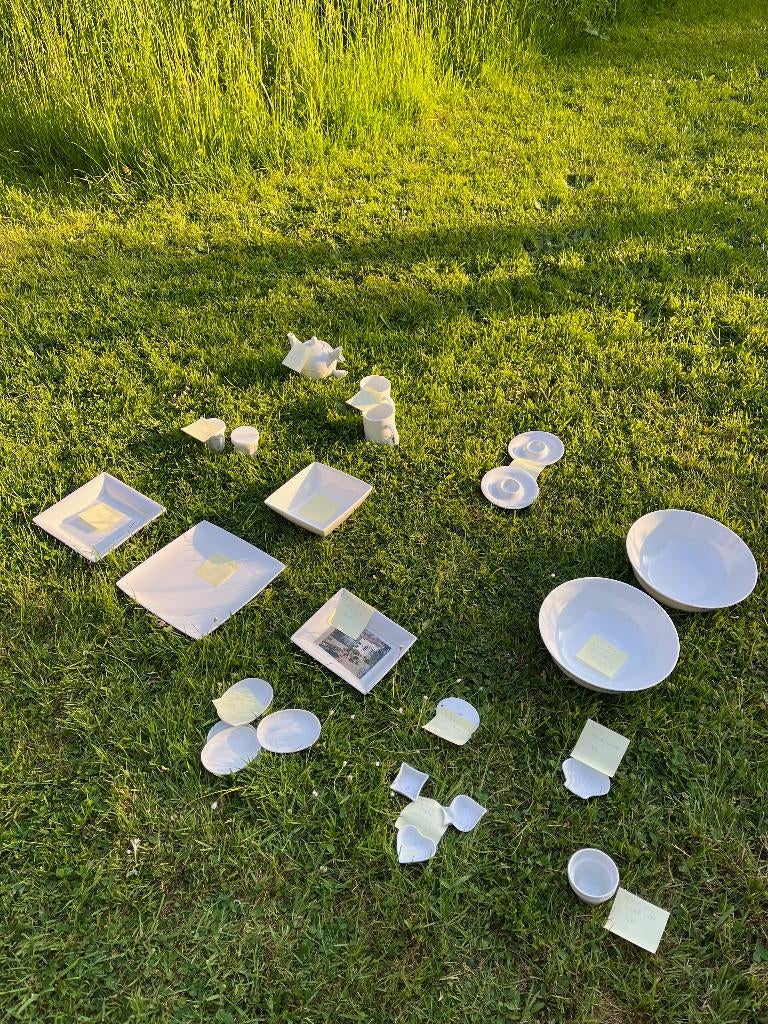 Diverse voorwerpen van wit porselein, Huis en Inrichting, Keuken | Servies, Ophalen, Overige typen, Nieuw, Effen