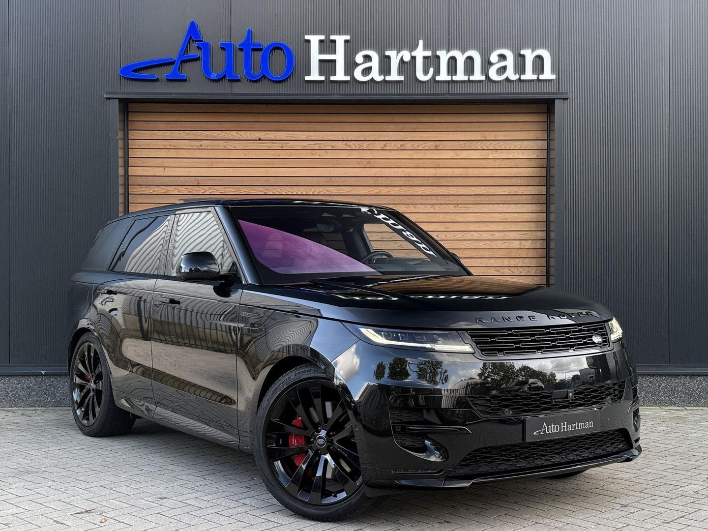 Land Rover Range Rover Sport 3.0 P510e First Edition MASSAGE, Automaat, Zwart, Hybride Elektrisch/Benzine, SUV of Terreinwagen
