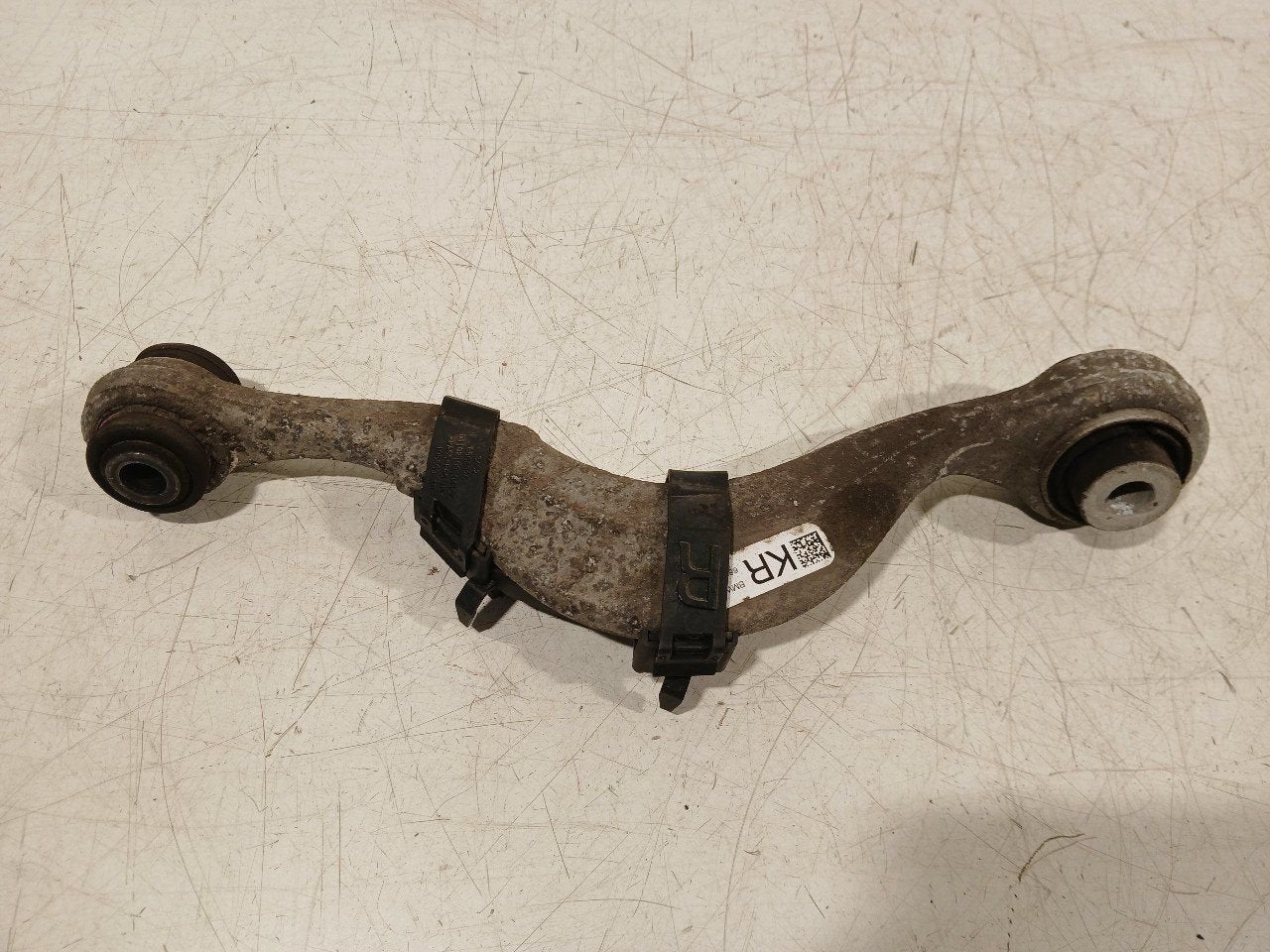 Draagarm rechts achter BMW 5 serie, BMW, Onderdelen@venauto.nl, Van der Ven Autorecycling B.V., Ettenseweg 76, 4706 PB Roosendaal, The Netherlands