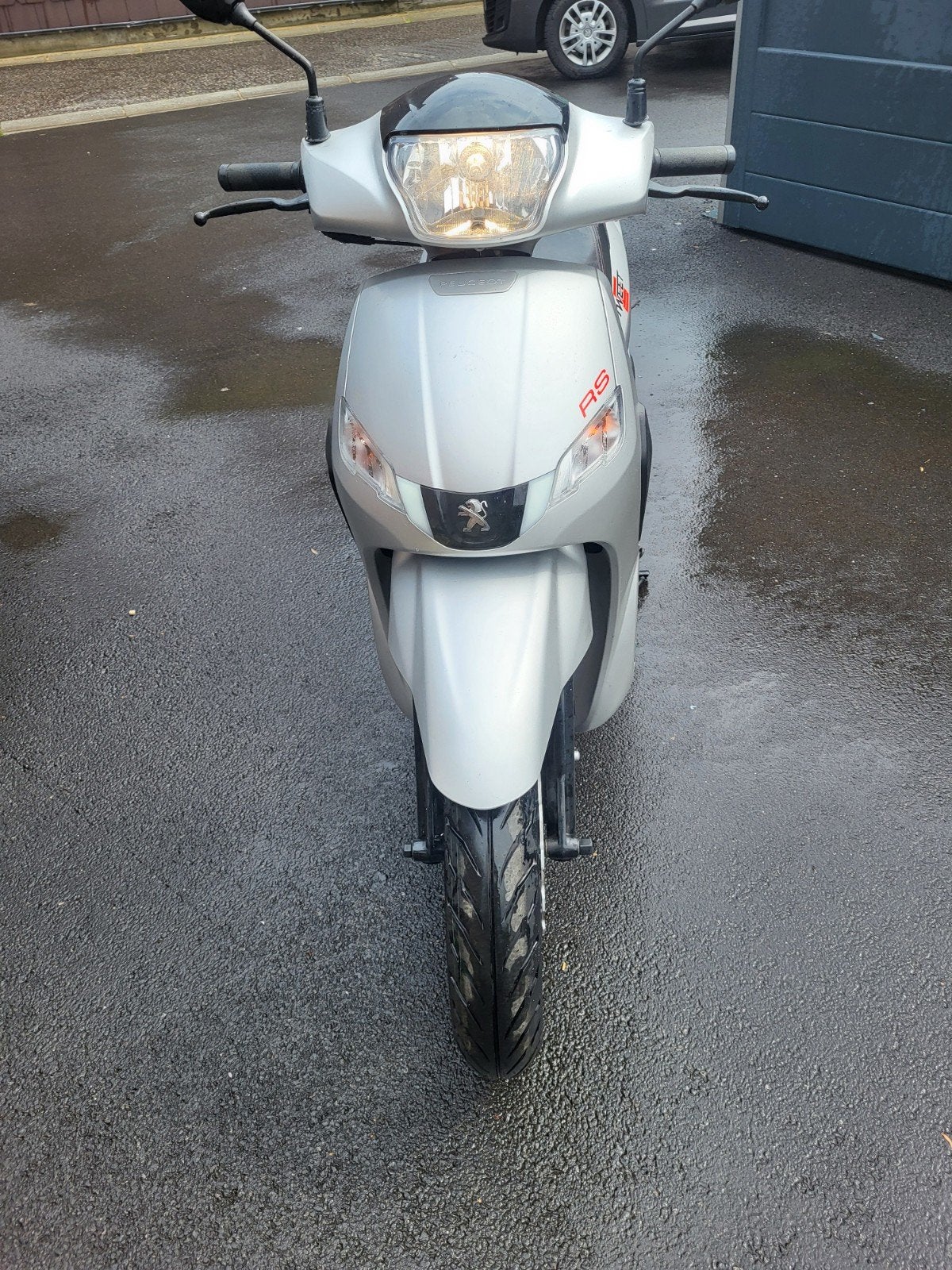 Scooter Peugeot Tweet RS 125 cm3, Vélos & Vélomoteurs