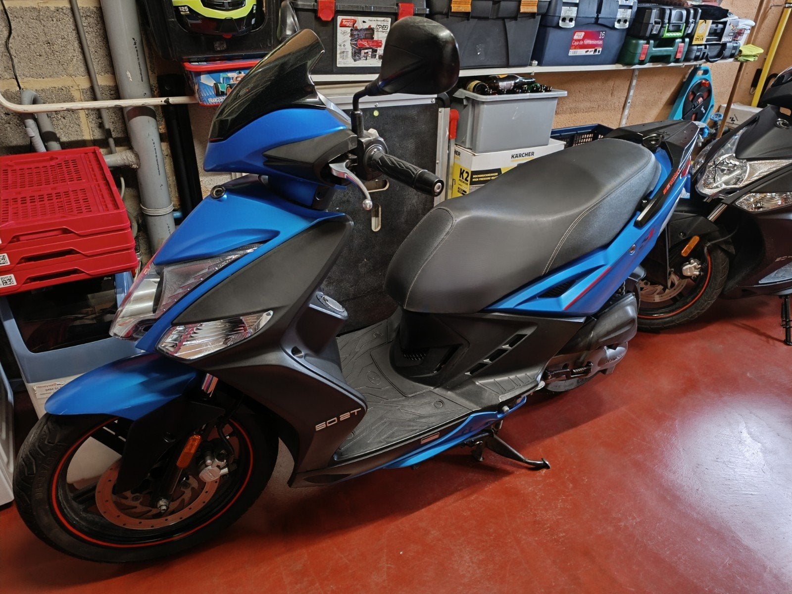 Kymco Agility 50 16+ 2-takt, klasse A – OPKNAPPER, Ophalen, Agility