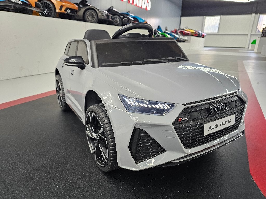 Kinderauto Audi RS6 - soft start - leren zit - 12 volt - RC, Enfants & Bébés, Jouets | Véhicules en jouets, Neuf, Télécommande