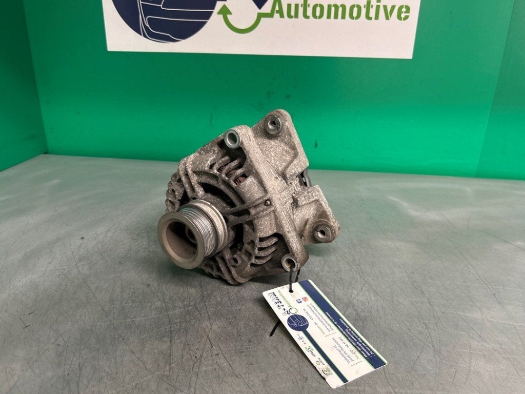 ALTERNATEUR Opel Astra H SW (L35) (|0124425020|), Robert Bosch AG, Opel, Utilisé, Robert-Bosch-Allee 1
74232  Abstatt, DE