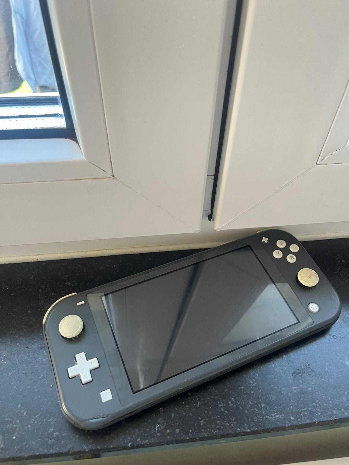 Nitendo lite, Ophalen, Zo goed als nieuw