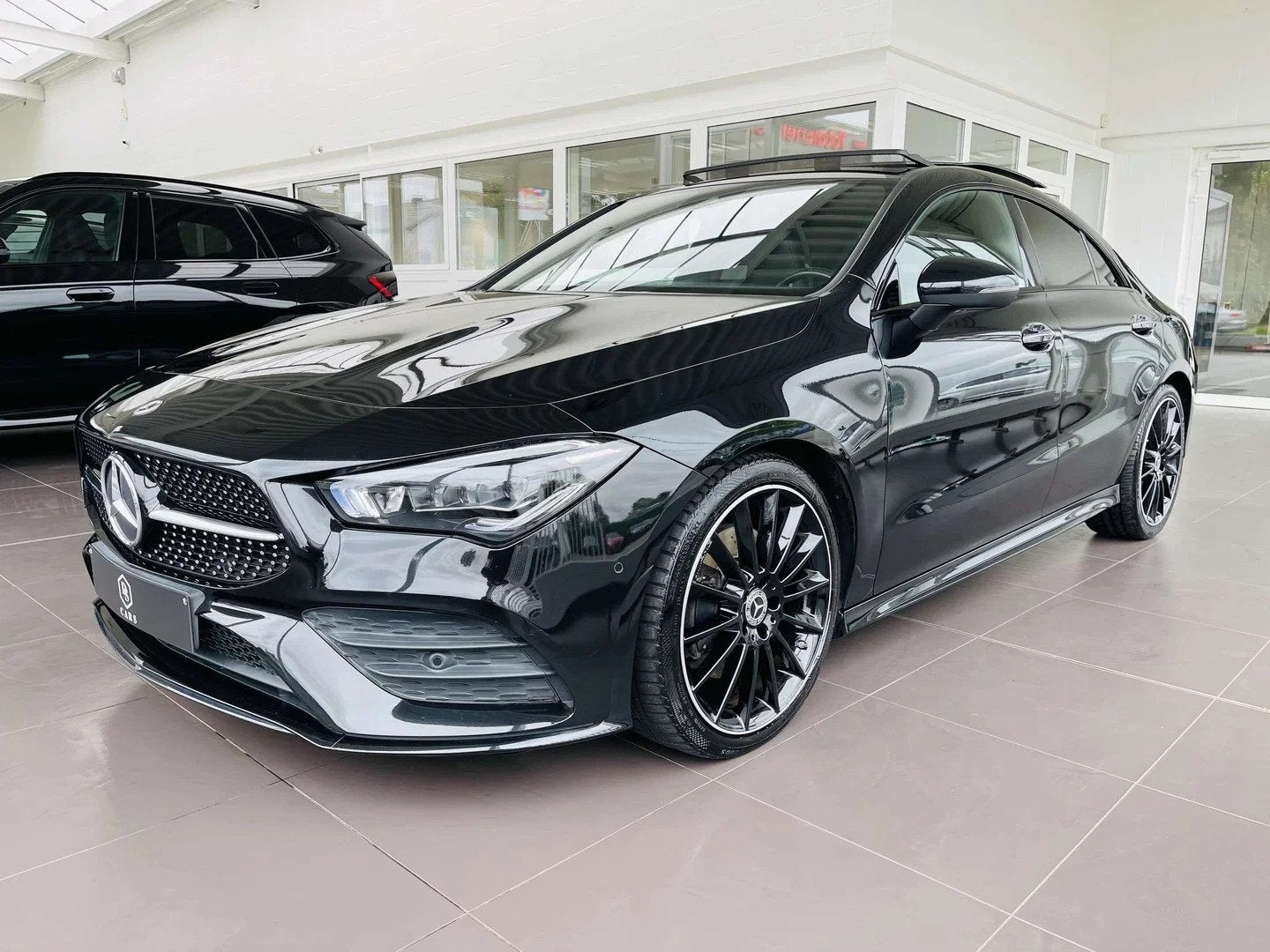 Mercedes-Benz CLA-Klasse 200 d * GARANTIE + PACK AMG + TOIT, Autos, CLA, Entreprise, Commande vocale, Automatique