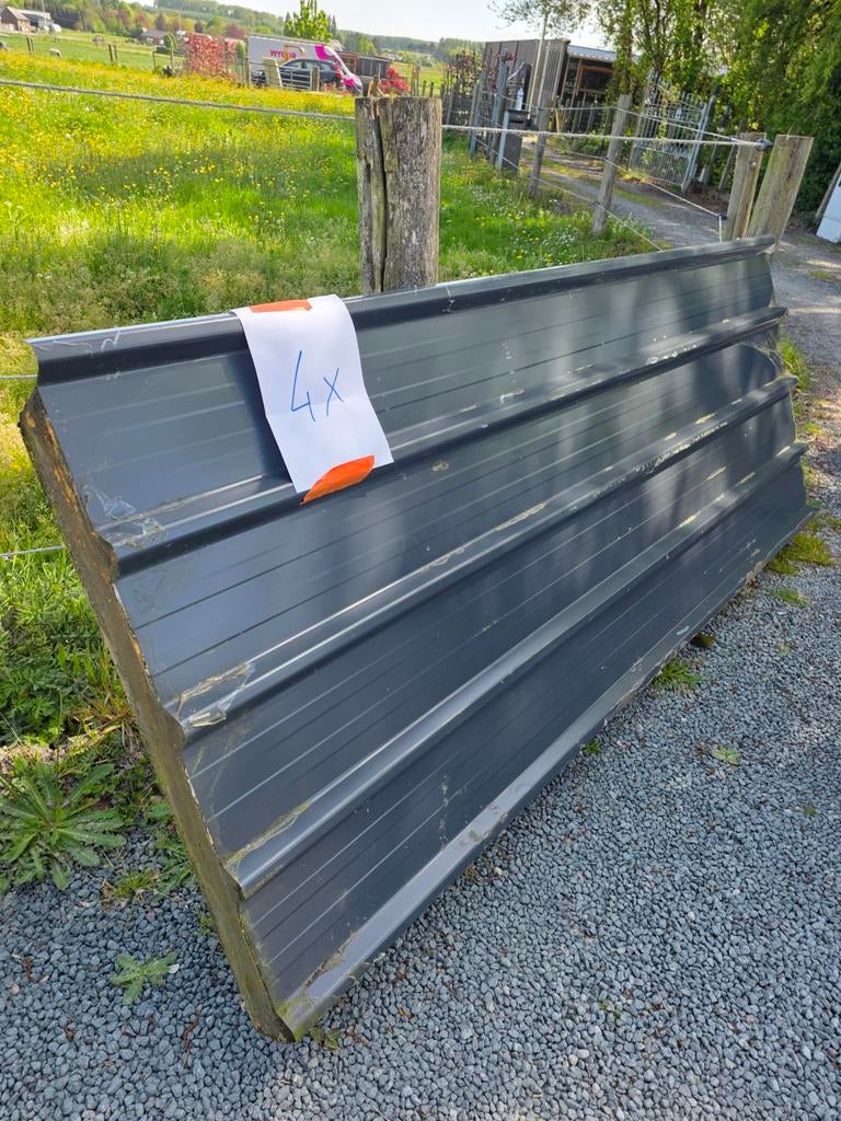 4 ecopanelen (dakplaten) met 10cm isolatie antraciet kleur
2, Bricolage & Construction, Isolation & Étanchéité, Enlèvement, Neuf