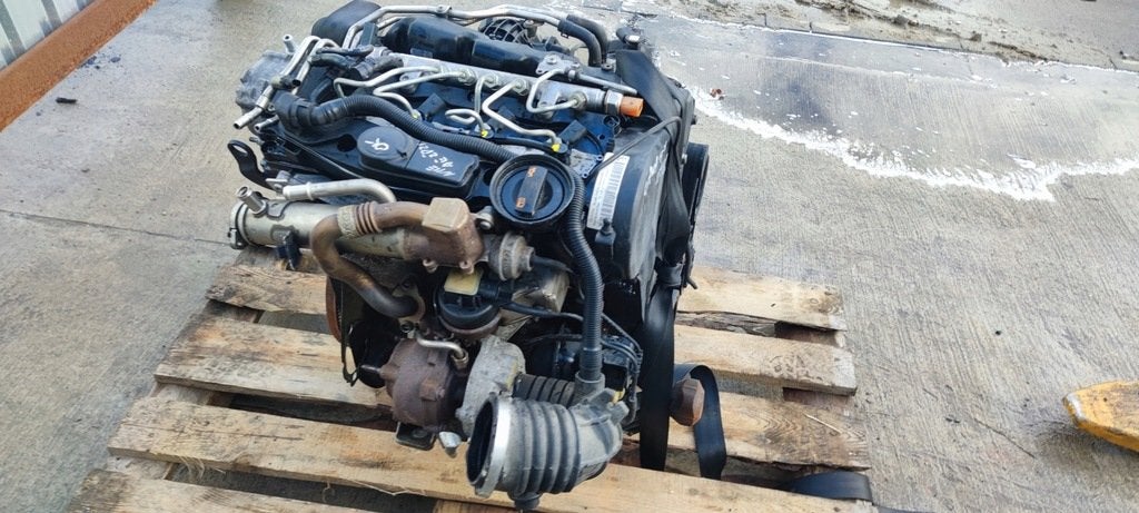 Moteur CAHB Complet A4 A5 AUDI A6 Q5, Autos : Pièces & Accessoires, Envoi, Utilisé, Daihatsu