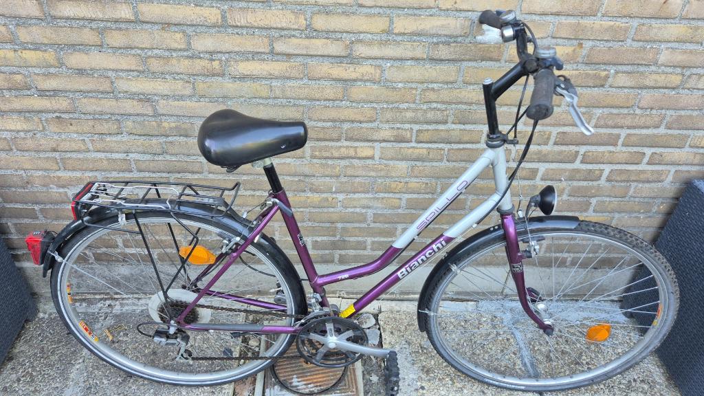 Meisjesfiets "Bianchi" Italia , 28 inch voor groie 1.m 60 =>, Gebruikt, Versnellingen, Bianchi, Ophalen