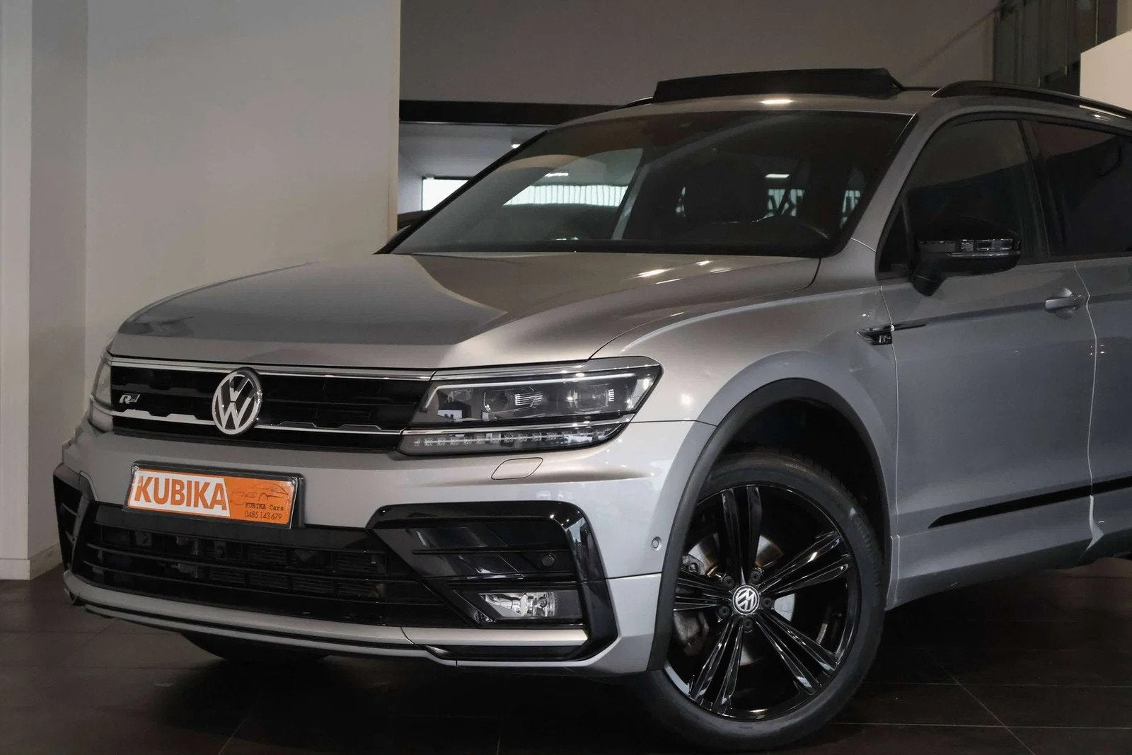 Volkswagen Tiguan Allspace Tiguan Allspace 1.5 TSI R-Line DS, Auto's, Volkswagen, Automaat, 4 cilinders, https://public.car-pass.be/vhr/53f835fb-54e3-445b-beb4-f6a7051bfd10