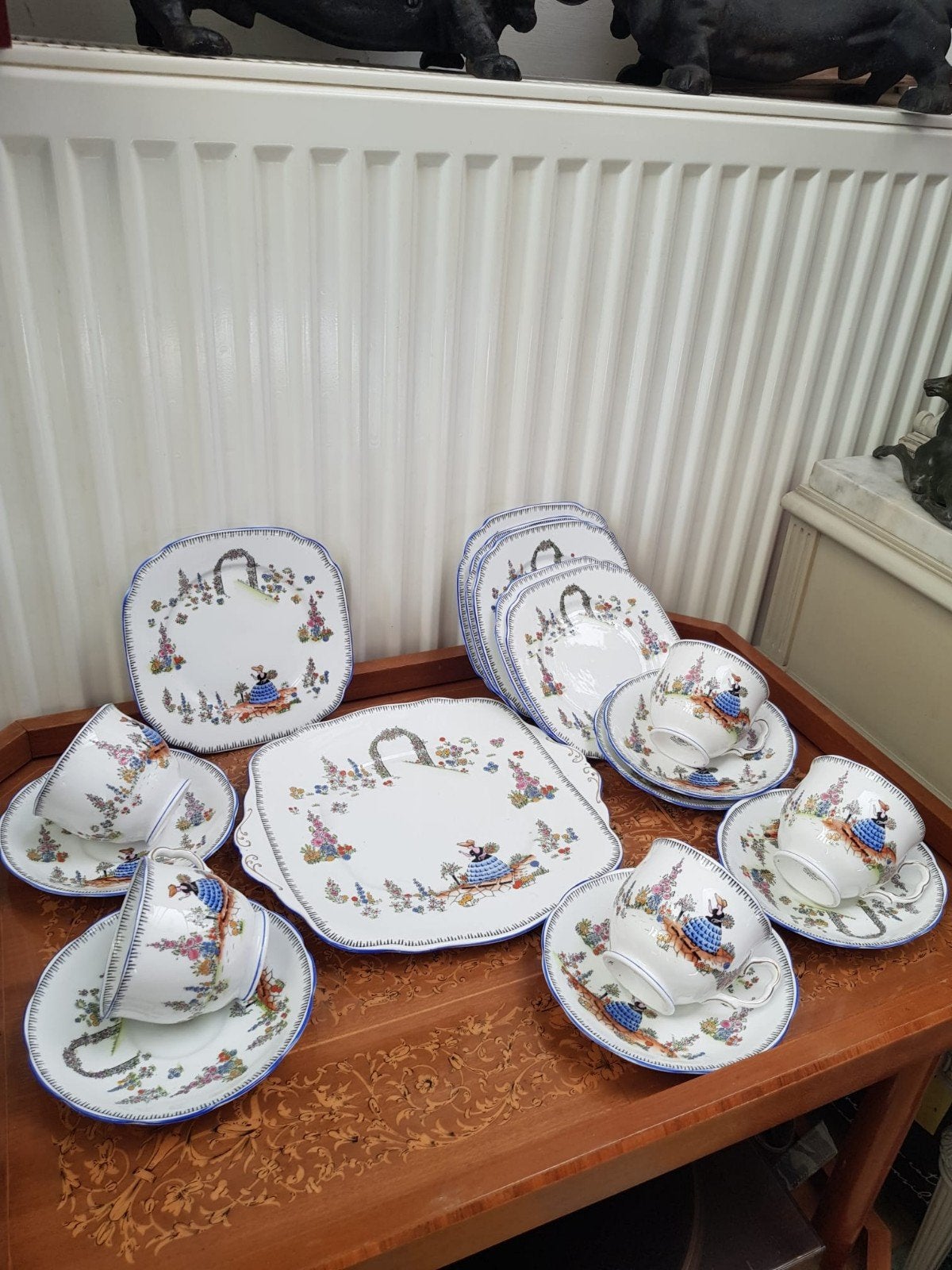 Royal Albert  "Dainty Dinah", gemaakt in Engeland, Ophalen