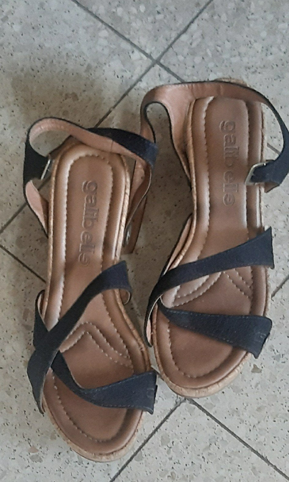 Sandales femme taille 38, Galibelle, Enlèvement, Porté, Noir