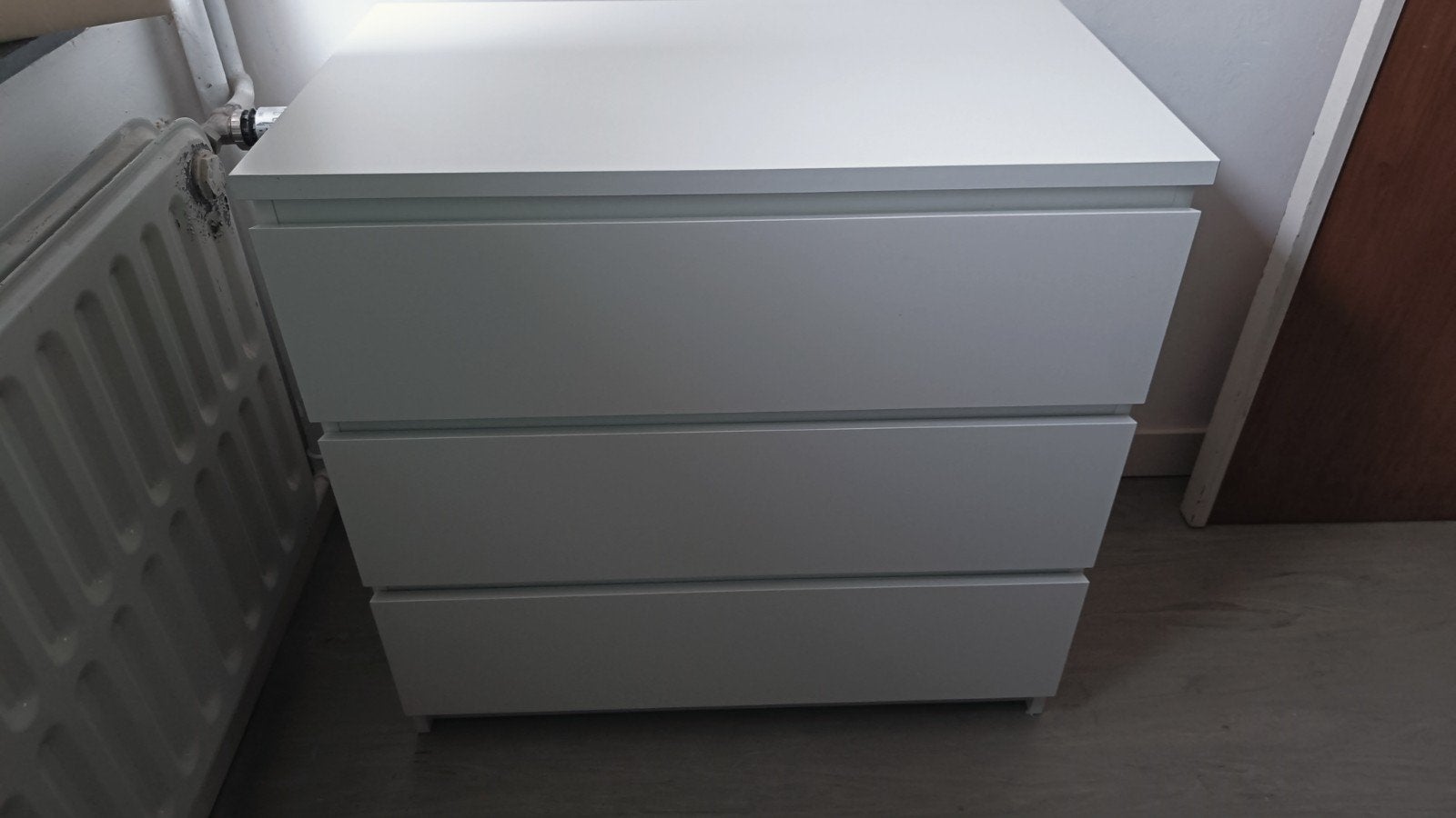 Ladekast Malm serie wit Ikea, Ophalen
