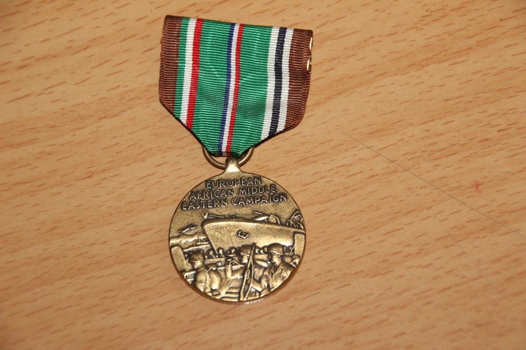US WW2 medaille „European African middle Eastern Campaign", Verzenden, Landmacht, Lintje, Medaille of Wings