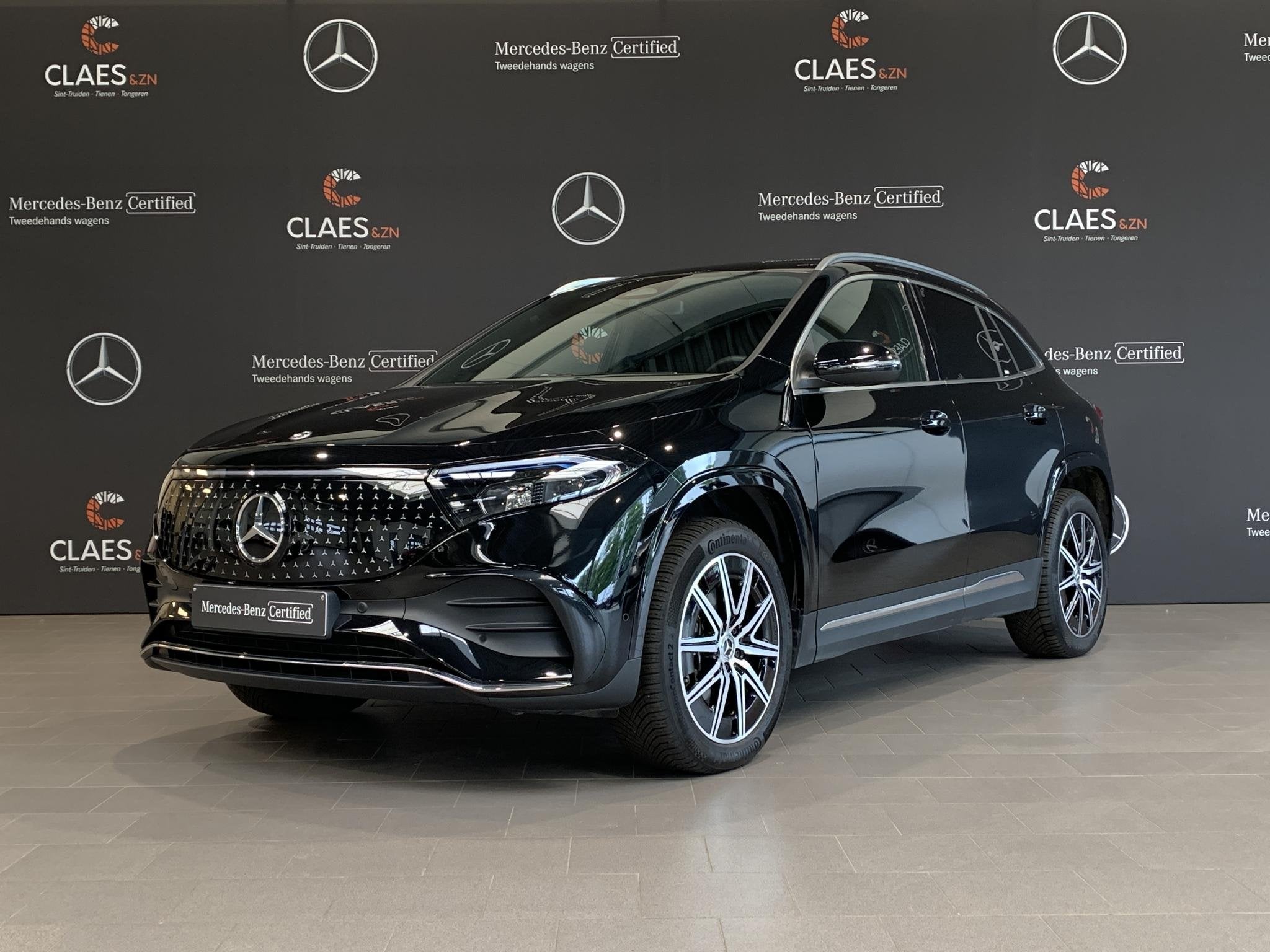 Mercedes-Benz EQA 250+ Star Edition - DOS 8849, Auto's, Mercedes-Benz, Stof, Gebruikt, https://public.car-pass.be/vhr/3d27e4ce-b4b2-40e4-af77-1f4ad219cfa4