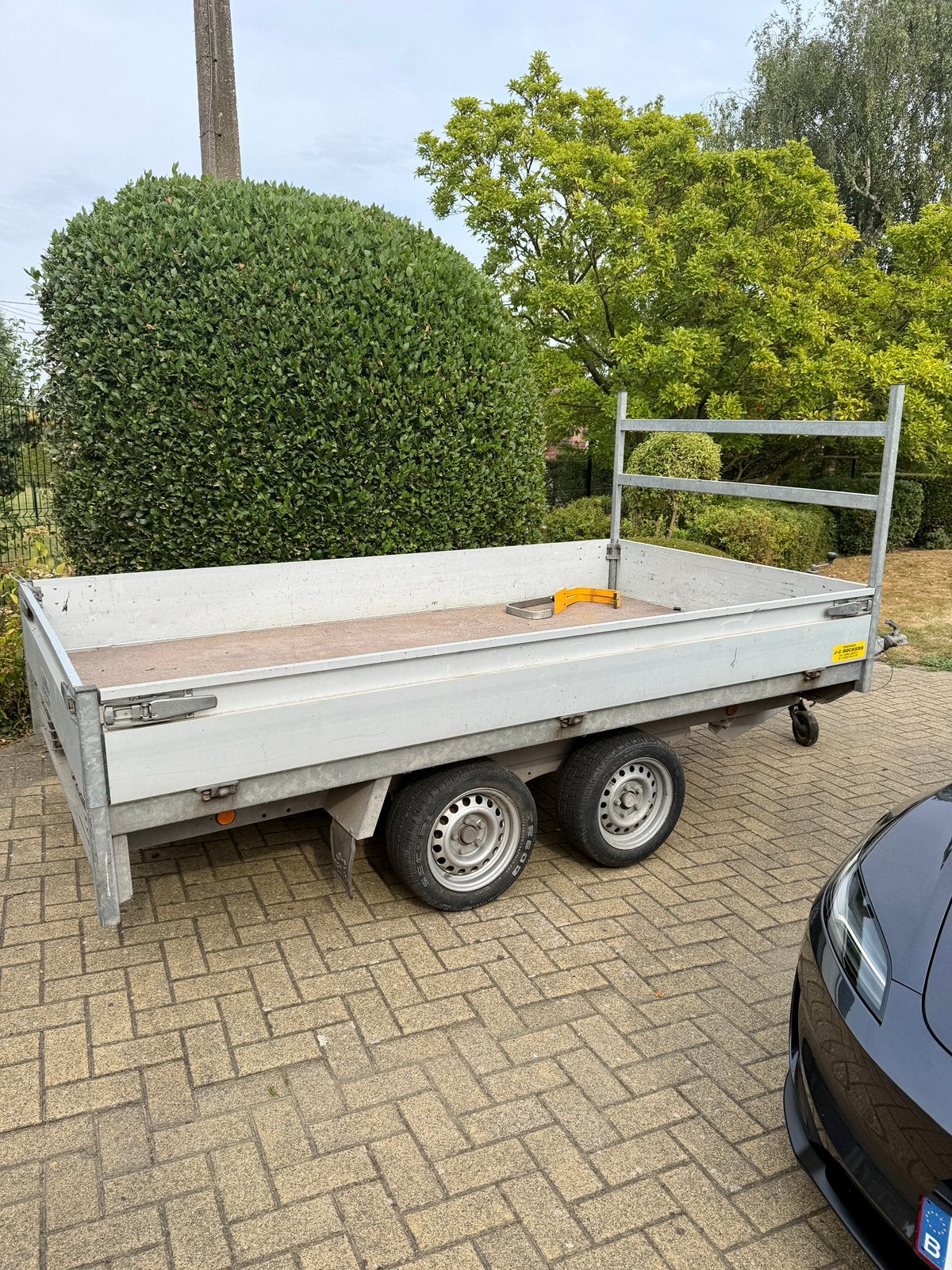Henra dubbelassige aanhangwagen van 2.700 kg, Ophalen of Verzenden, Zo goed als nieuw