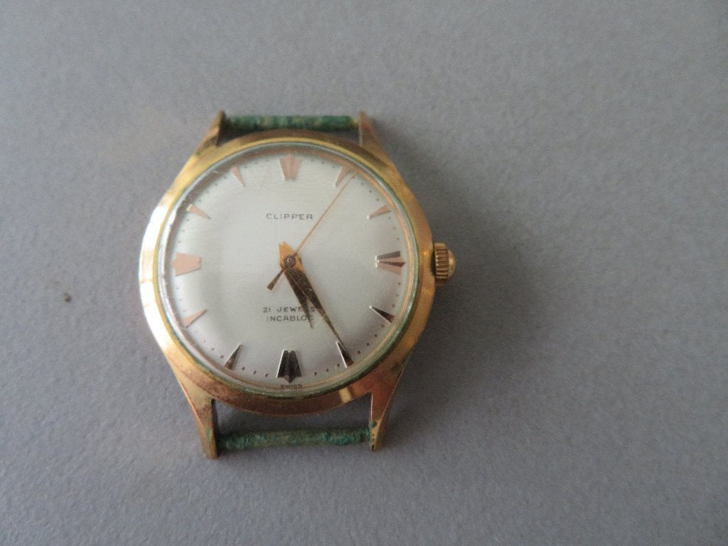 vintage Clipper horloge 21 jewels incabloc swiss made, Bijoux, Sacs & Beauté, Montres | Anciennes | Antiquités, Envoi, Montre-bracelet