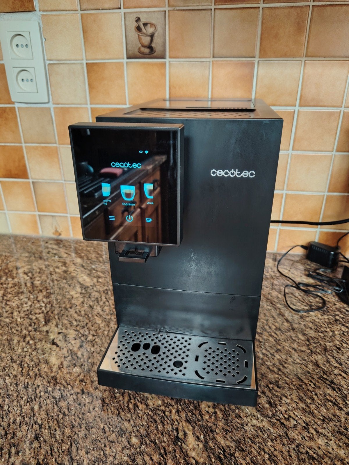 Cecotec Cremmaet Compactccino Connected, Enlèvement, Cafetière, Café en grains