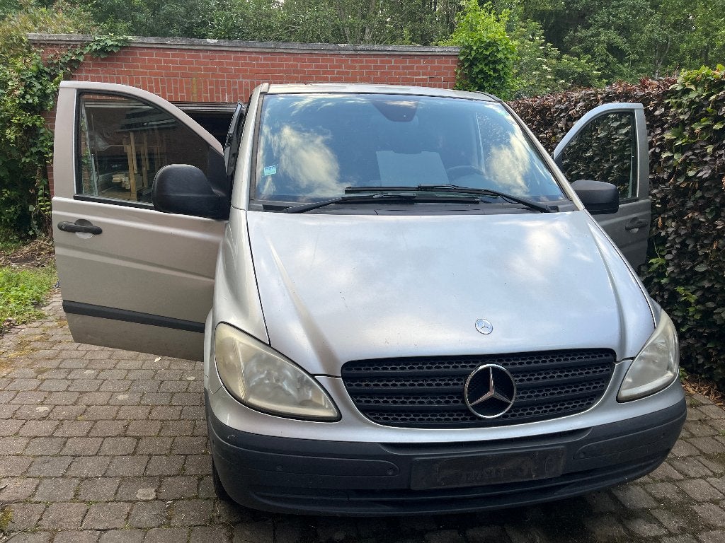 Mercedes Vito Lichtevracht., Autos, Camionnettes & Utilitaires, Argent ou Gris, Achat, Attache-remorque, Boîte manuelle