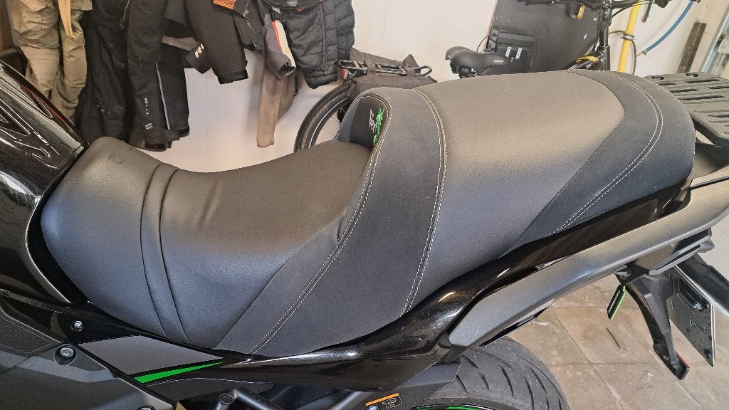 Siège confortable Kawasaki Versys Top Sellerie, Enlèvement, Utilisé