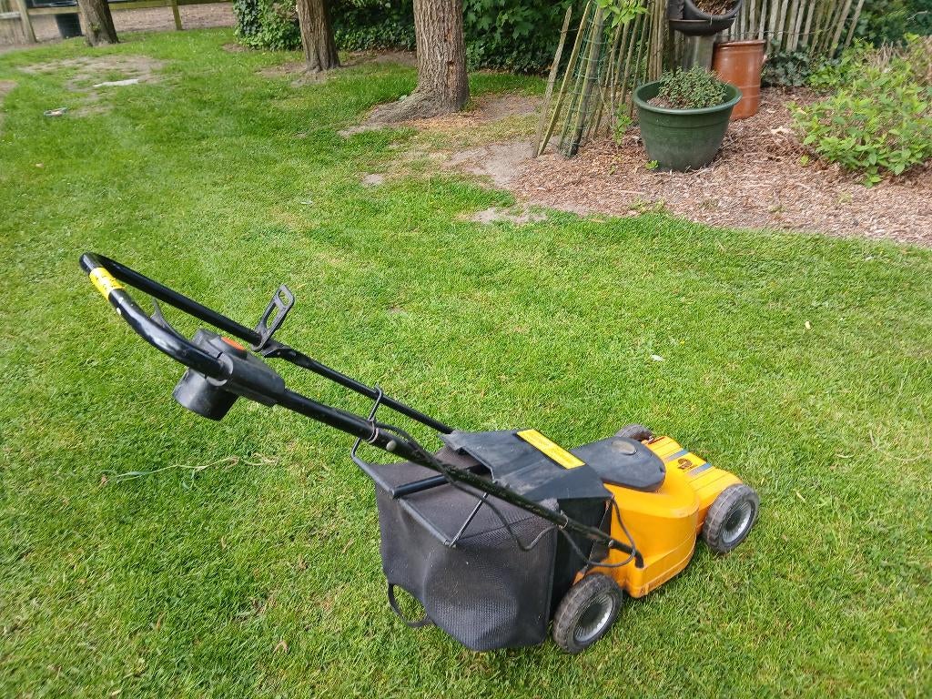 Grasmachine stiga elektrisch, Ophalen, Cirkelmaaier, Gebruikt, Elektrische grasmaaier
