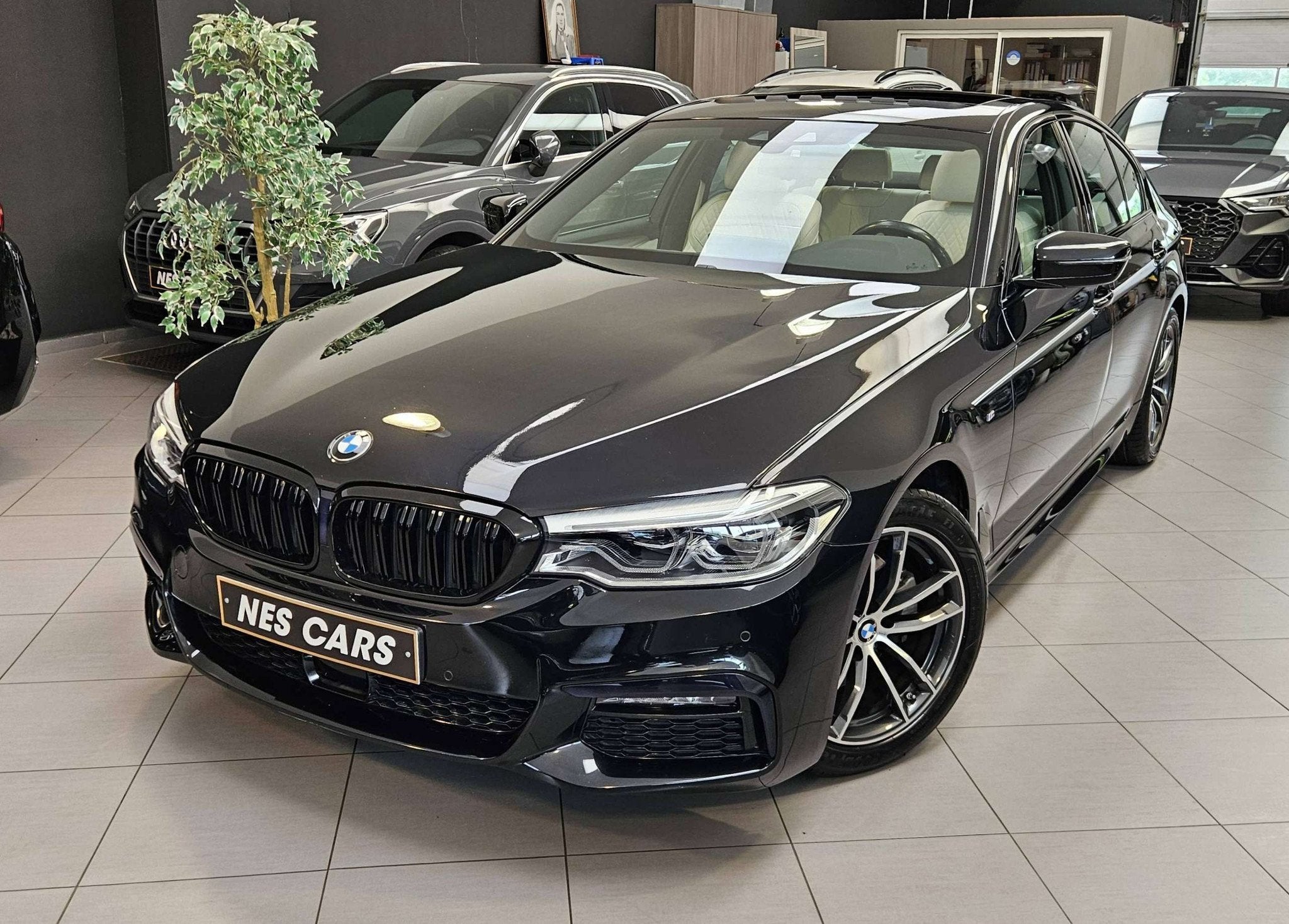 BMW 5 Serie 520 520i PACK M BOITE AUTO,VIRTUAL COCKPIT,CUIR,, Autos, BMW, Cuir, Automatique, 184 ch, 1998 cm³