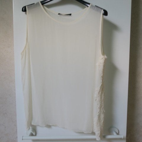 Topje zijde kant crème Fabiana Filippi mt 42 (it 46), Kleding | Dames, Overige kleuren, Maat 42/44 (L), Nieuw, Ophalen of Verzenden