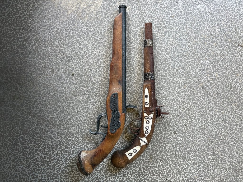 Pistolet ancien, Enlèvement, Armée de terre, Autres types
