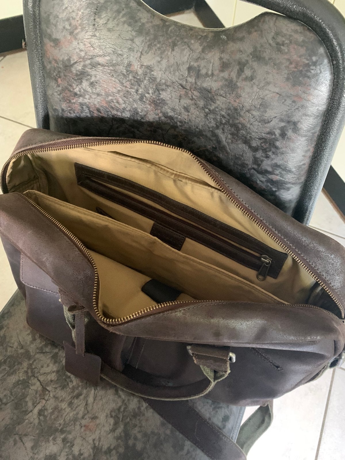 Burkely laptoptas in leer, Meerdere vakken, Gebruikt, Ophalen of Verzenden, Burkely