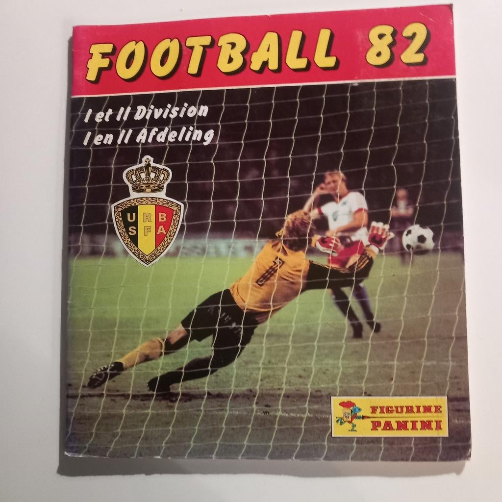 L'album Football 1982 de Panini, Enlèvement ou Envoi