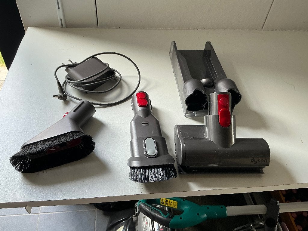 Dyson v10 animal defect, Ophalen, Gebruikt, Oplaadstation, Dyson