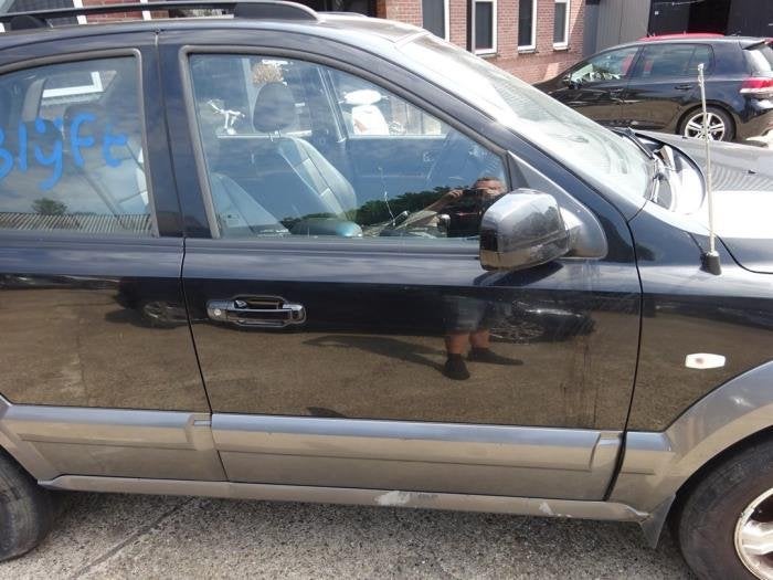 Portière 4portes avant droite d'un Kia Sorento (YC), Kia, -, 3 mois de garantie, Utilisé
