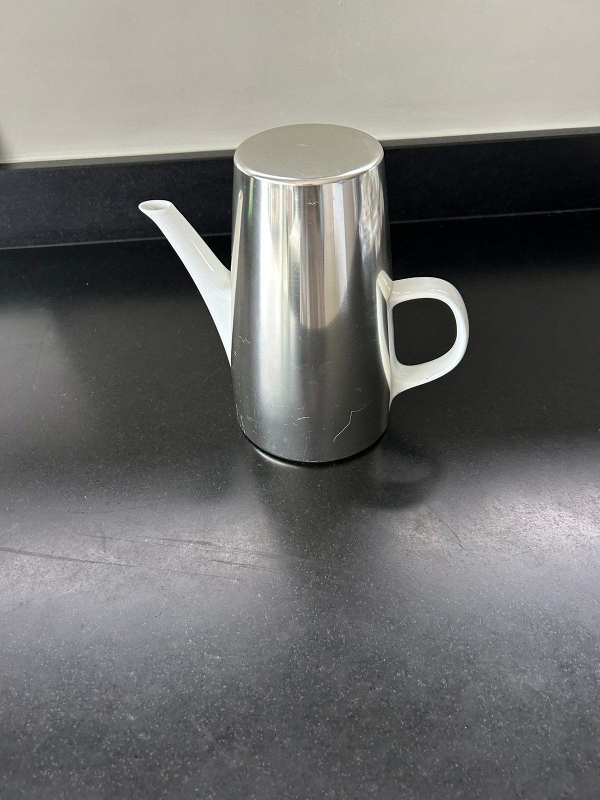 Theepot met verwijdzrbare isomantel, Ophalen, Zo goed als nieuw, Theepot